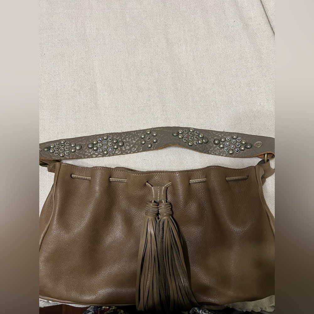 Two Bar West McFadin Leather Shoulder Bag - Picture 8 of 13